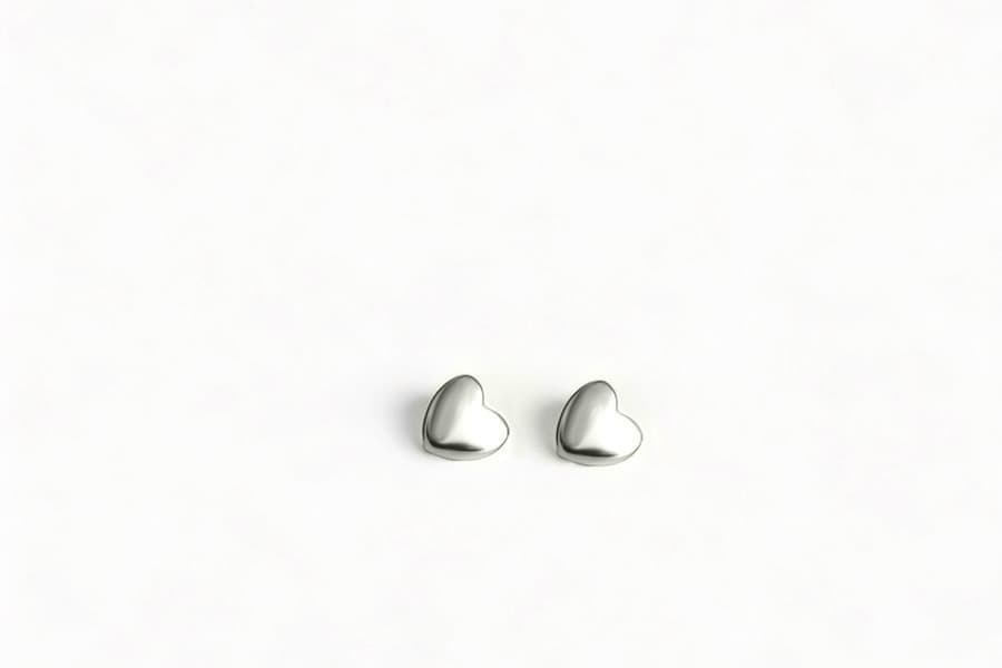 A Little Loveピアス（Pt900）（正面）
