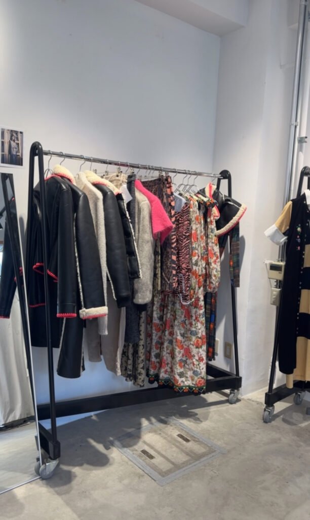 MANOUSHピンク系のお洋服